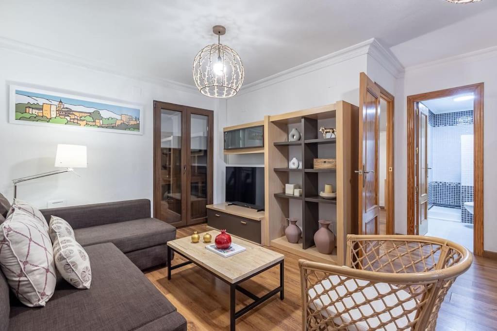 Apartamento Con Terraza A 4 Minutos De La Catedral Granada Exterior foto