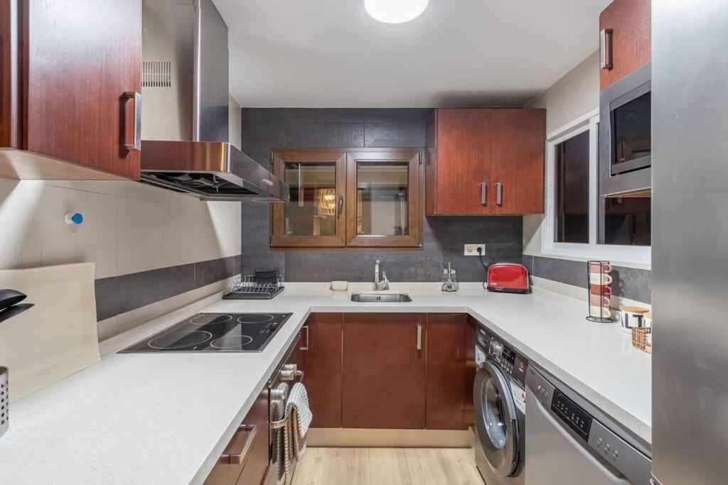 Apartamento Con Terraza A 4 Minutos De La Catedral Granada Exterior foto